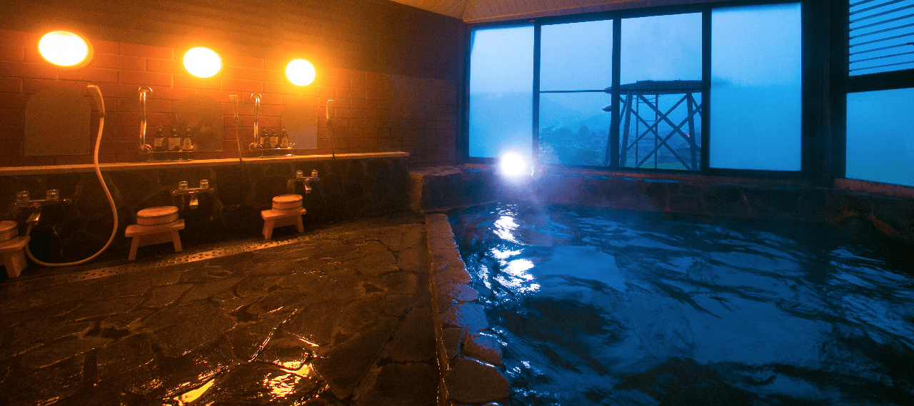 Grand bath