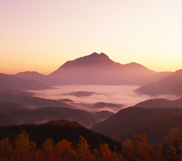 由布岳